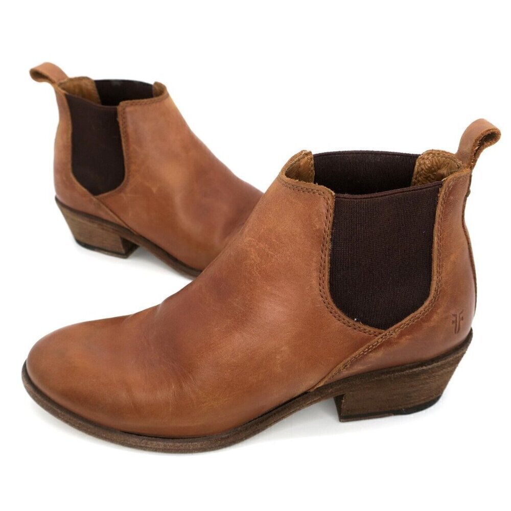 Frye Women’s Carson Brown Cognac Distressed Leather Chelsea Ankle Boots 5.5M